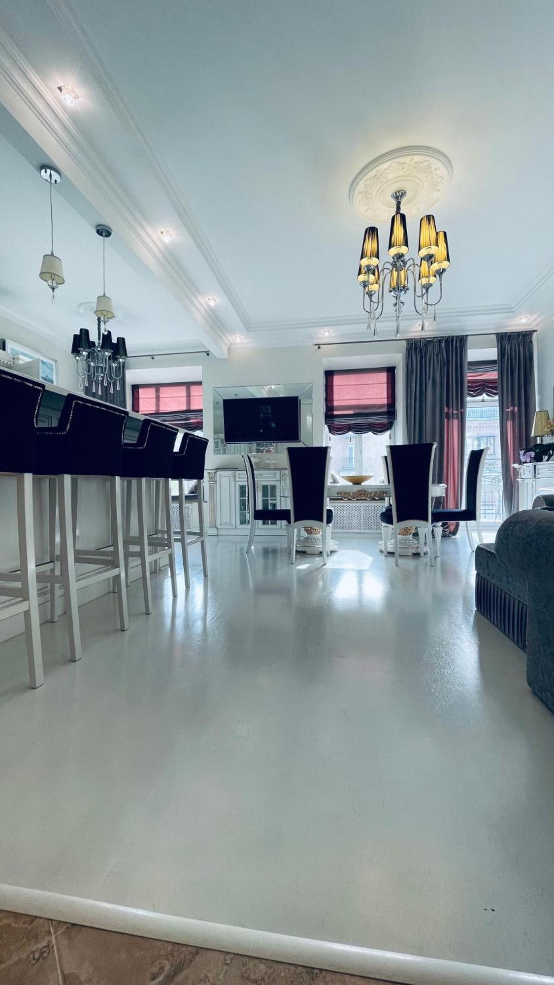 Luxury Design Apartments In The Center Of Kiev Exteriör bild